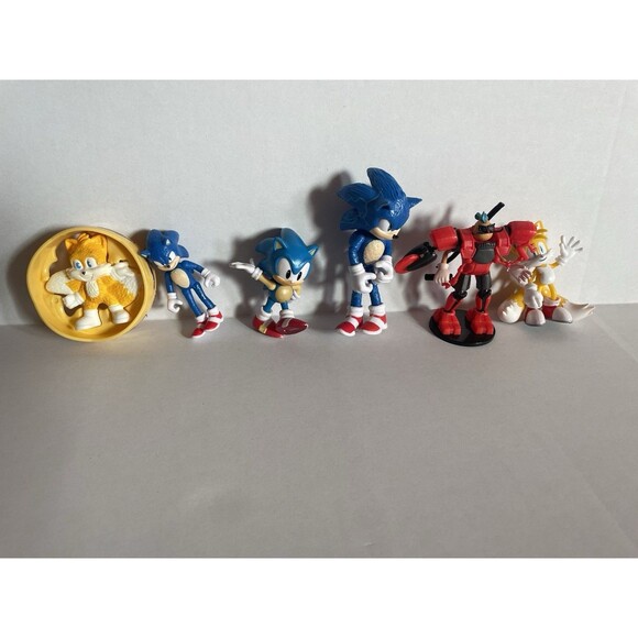 JAKKS Pacific Other - Lot Of 6  Mini Action Figures Sonic